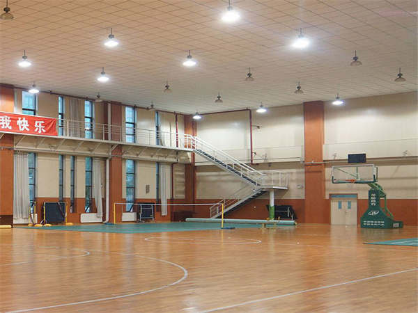 中山体育馆体育木地板翻新