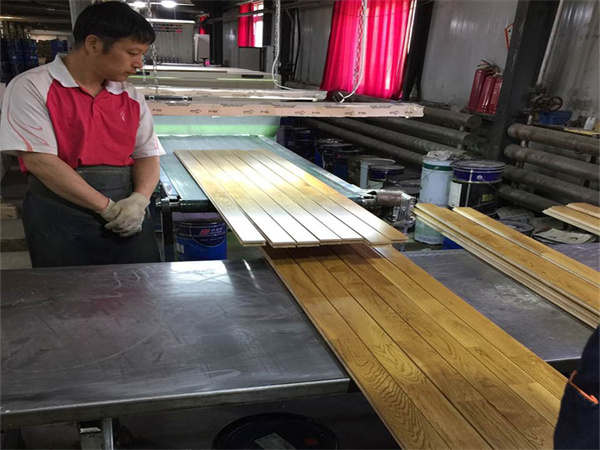 杭州枫木体育木地板价格